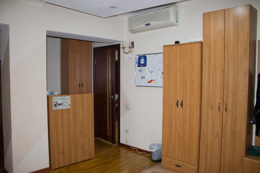 Ala Hostel อัลมาตี ภายนอก รูปภาพ